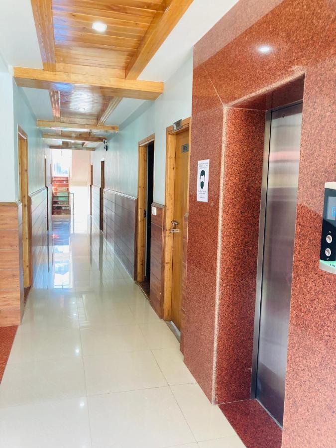 Vista Hill Resort- Centrally Heated & Air Cooled Resort, Manali Экстерьер фото
