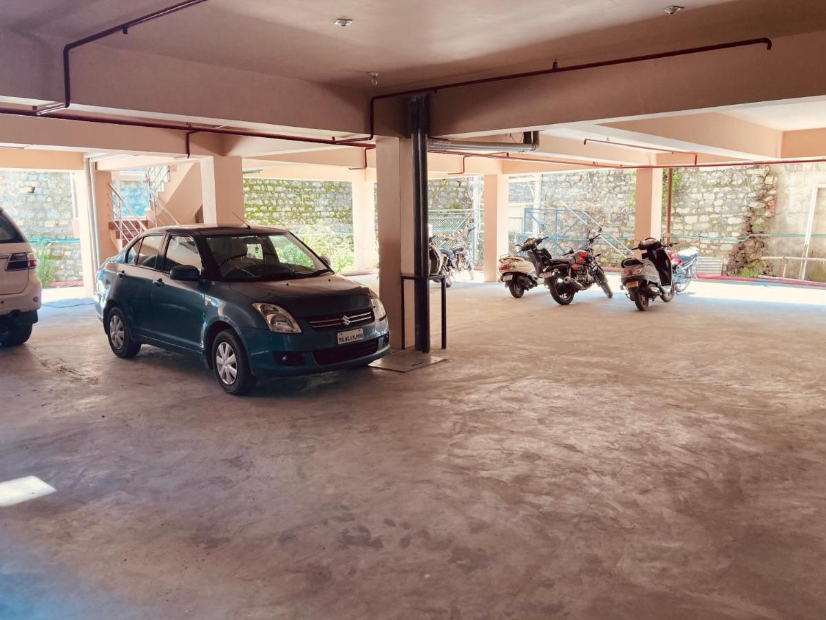 Vista Hill Resort- Centrally Heated & Air Cooled Resort, Manali Экстерьер фото
